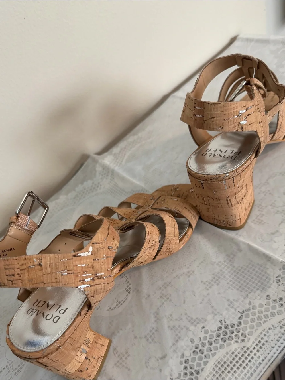 Donald Pliner Dashira Cork Silver Block Heel Sandals Size 7.5